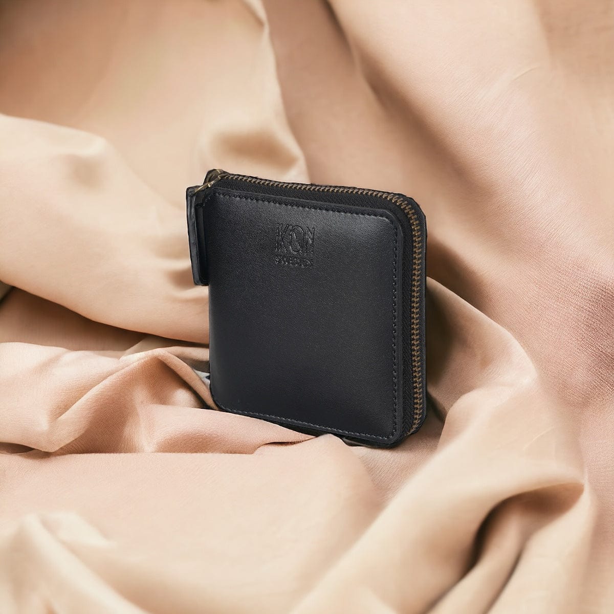 Apple Leather Small Zip Wallet - Black